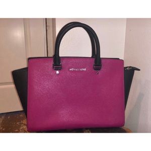 Michael Kors Medium Black & Pink Bag